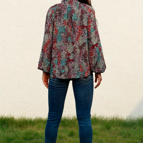 003212effcf343a5a83f2ebb4c262a61-Max