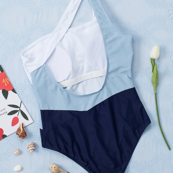 4441c7e1-be85-4118-8480-fabe8bebbe34-Max