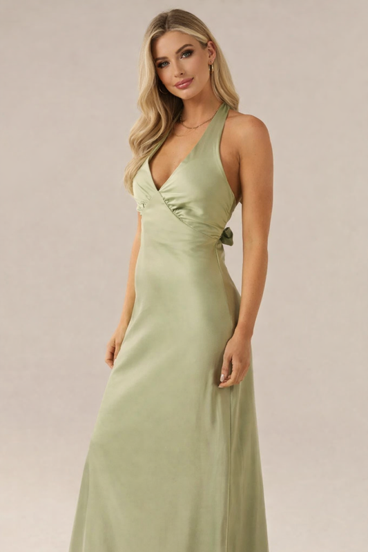 Robe longue chic à col halter