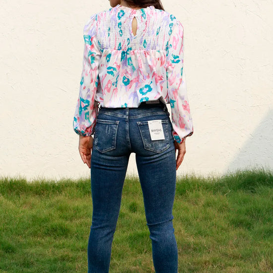 b0b1d0e496074a73b82c7d03a0035d78-Max