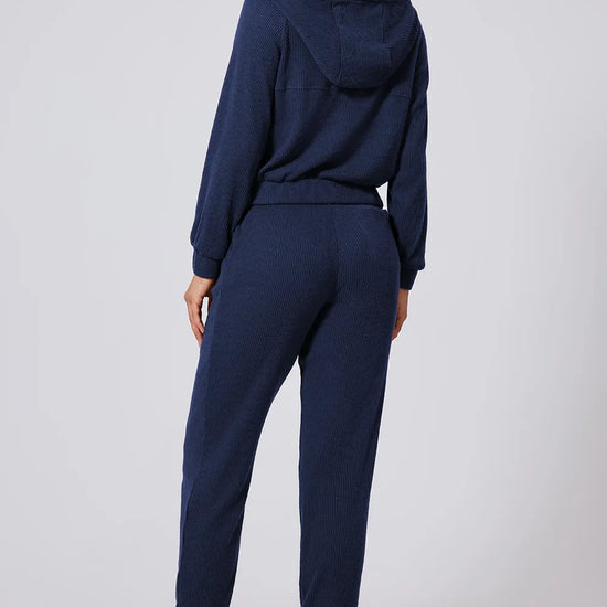 f8980d1e-3da0-44a0-b9d1-87c9ebf91fba-Max